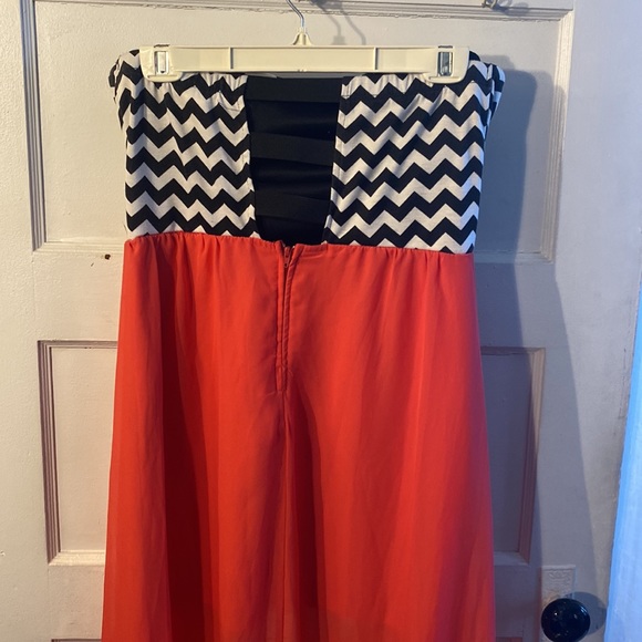 Strapless Dress - Picture 6 of 8